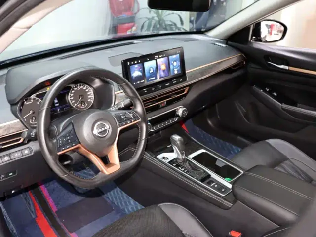 Nissan Teana — Фото автомобиля 9