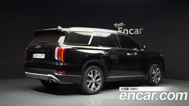 Hyundai Palisade Palisade Дизель 2.2 2WD — Фото автомобиля 2
