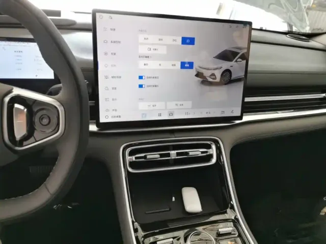 Geely Galaxy A7 — Фото автомобиля 12