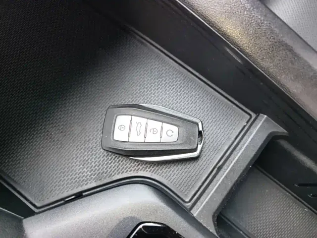 Geely Binrui — Фото автомобиля 8