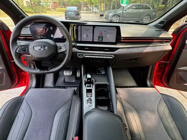 Geely Binrui — Фото автомобиля 10
