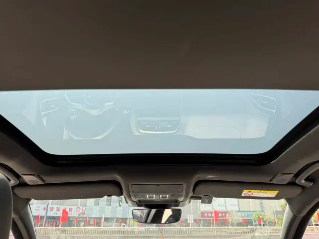 Jaguar XEL — Фото автомобиля 25