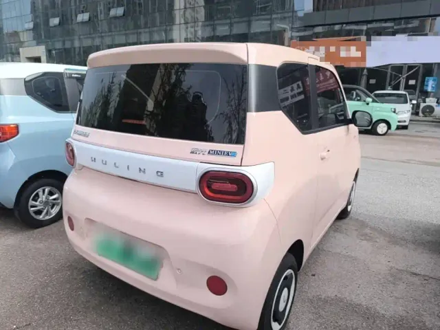 Wuling Hongguang Mini EV — Фото автомобиля 4