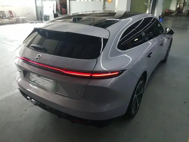 Nio ET5 Touring — Фото автомобиля 6