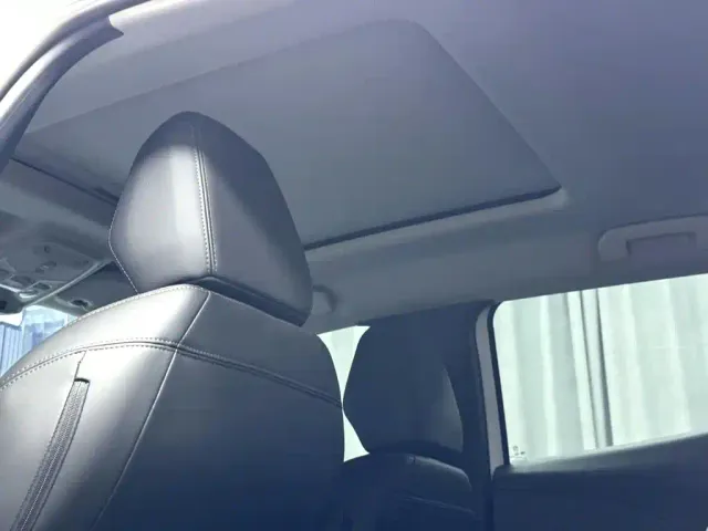 Peugeot 2008 — Фото автомобиля 8