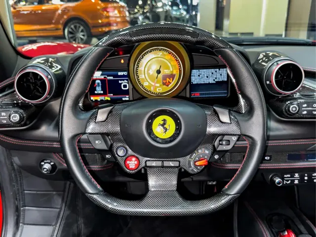 Ferrari F8 — Фото автомобиля 6