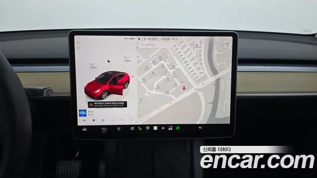 Tesla Model Y — Фото автомобиля 12