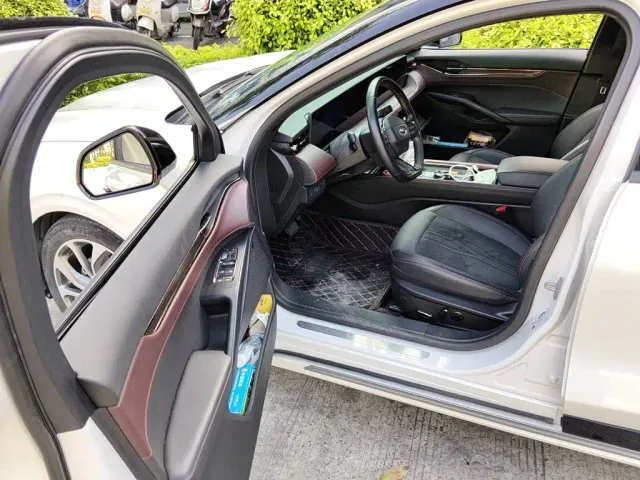 Ford Mondeo — Фото автомобиля 13