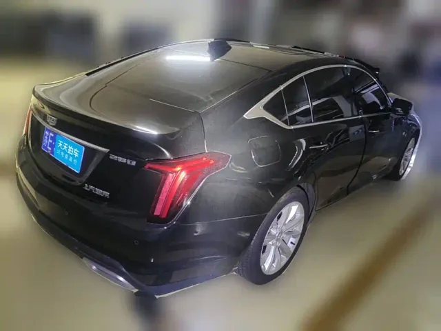 Cadillac CT5 — Фото автомобиля 5