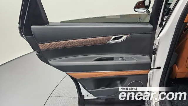 Genesis GV80 2.5T Бензин AWD — Фото автомобиля 25