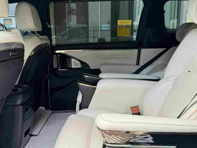 GAC Trumpchi M8 — Фото автомобиля 10