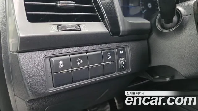 KG_Mobility_Ssangyong Rexton Новый Rexton Sport Khan Дизель 2.2 4WD — Фото автомобиля 10