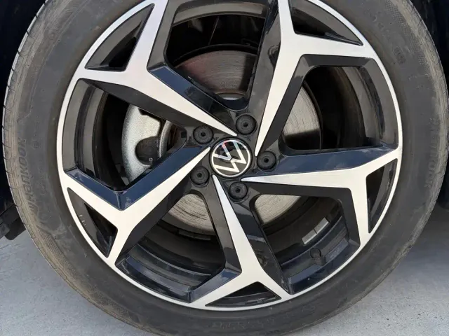 Volkswagen Passat — Фото автомобиля 5