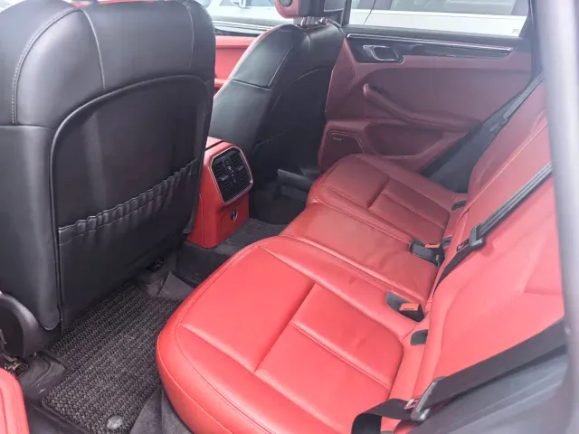 Porsche Macan — Фото автомобиля 8