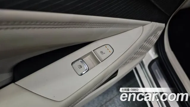 Kia K8 The New K8 2.5 Бензин 2WD — Фото автомобиля 19