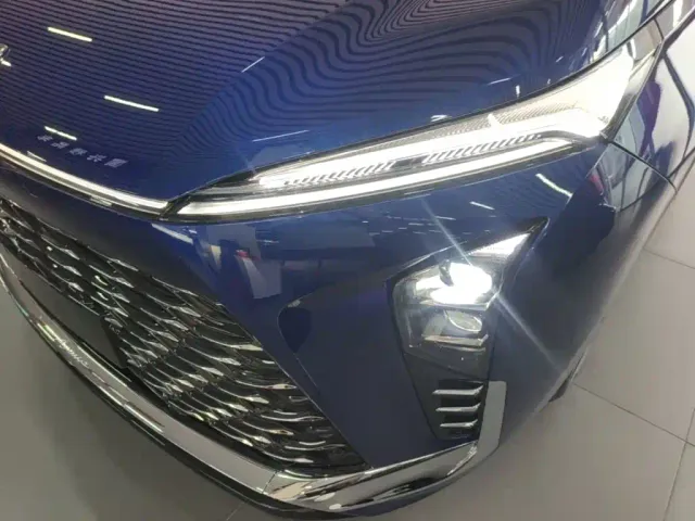 Buick Buick GL8 New Energy 2024 Land Honor Luxury Edition 6-Seater — Фото автомобиля 23