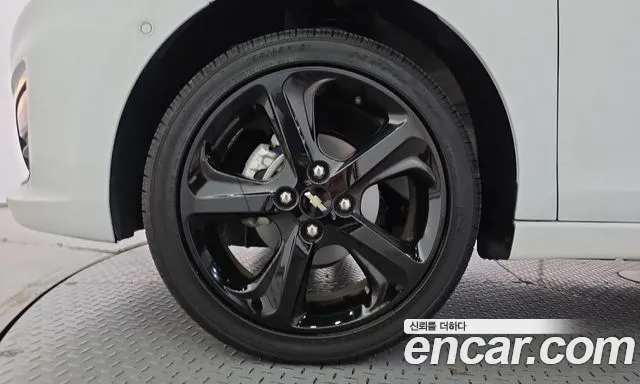 Chevrolet Spark The New — Фото автомобиля 5