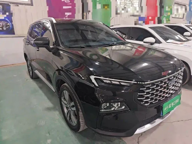 Ford Lingrui — Фото автомобиля 3
