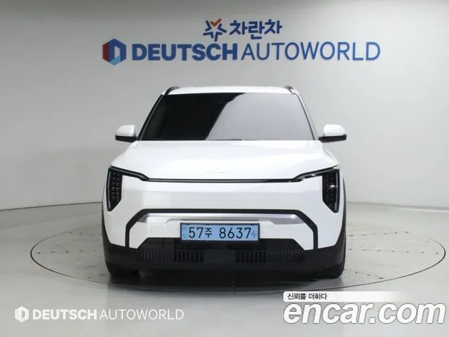 Kia EV3 — Фото автомобиля 3