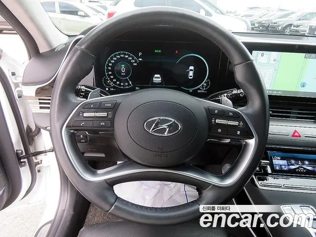 Hyundai Grandeur Grandeur (New) Hybrid — Фото автомобиля 9