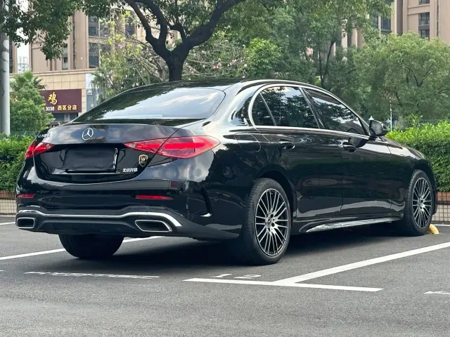 Mercedes-Benz C-Class — Фото автомобиля 2
