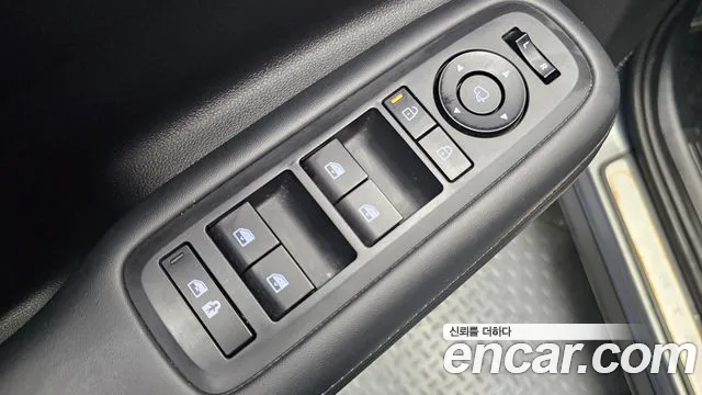 Hyundai Santafe — Фото автомобиля 25