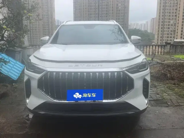 Jetour X70 Plus — Фото автомобиля 2