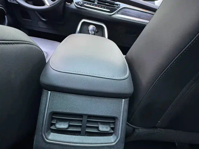 Haval H6 — Фото автомобиля 11