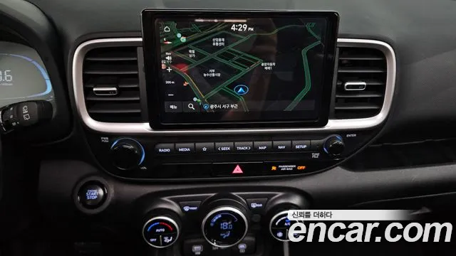 Hyundai Venue Venue 1.6 Premium — Фото автомобиля 13