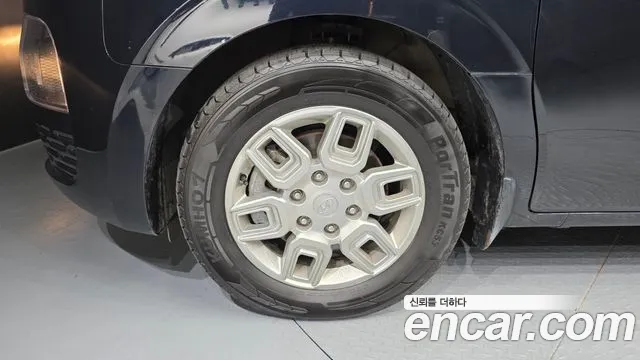 Hyundai Staria Staria 4WD Tourer 9 мест — Фото автомобиля 5