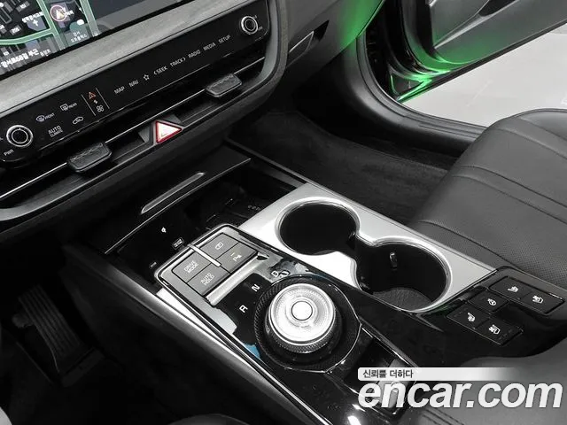Kia K8 — Фото автомобиля 6