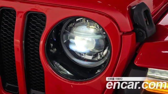 Jeep Wrangler Wrangler (JL) 2.0 Overland 4 двери — Фото автомобиля 17