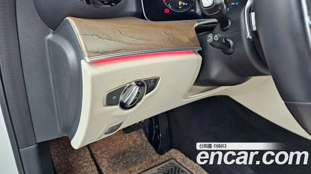Mercedes-Benz E-Class W213 — Фото автомобиля 27
