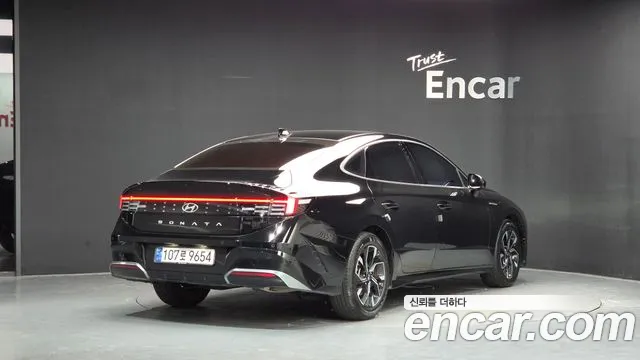 Hyundai Sonata — Фото автомобиля 2