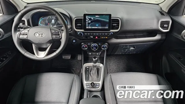 Hyundai Venue — Фото автомобиля 7