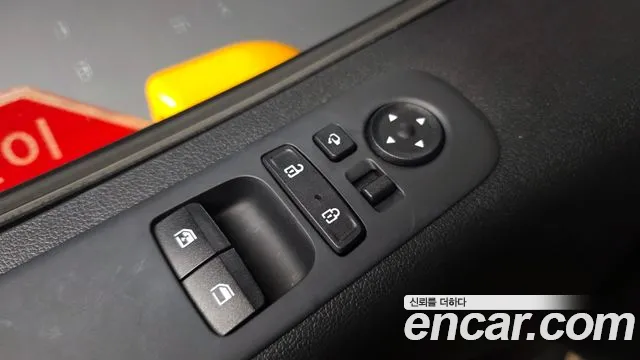 Hyundai Staria Staria L3.5 Школьный автобус — Фото автомобиля 19