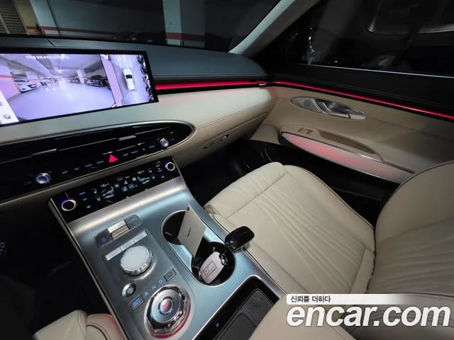 Genesis GV70 — Фото автомобиля 11