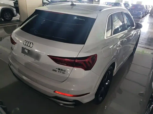 Audi Q3 — Фото автомобиля 6