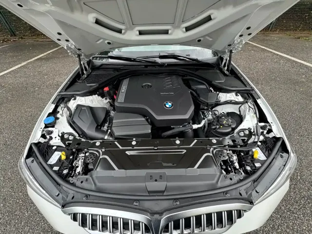 BMW 3 Series — Фото автомобиля 25