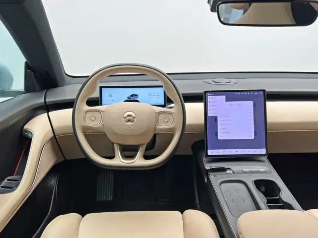 Nio ET5 — Фото автомобиля 19