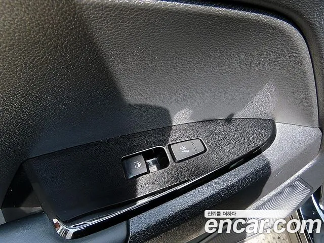 Kia Sportage Sportage 5-е поколение Дизель 2.0 2WD — Фото автомобиля 16