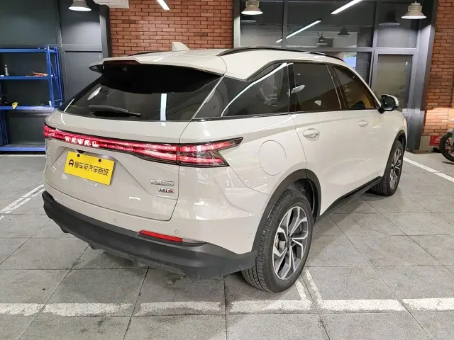 Haval Xiaolong MAX — Фото автомобиля 3