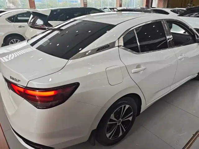 Nissan Sylphy — Фото автомобиля 6