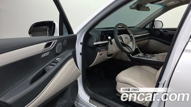 Genesis GV80 — Фото автомобиля 9
