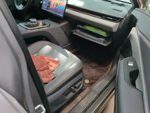 Toyota bZ5 — Фото автомобиля 8