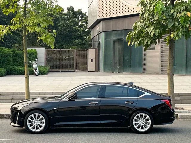 Cadillac CT5 — Фото автомобиля 7