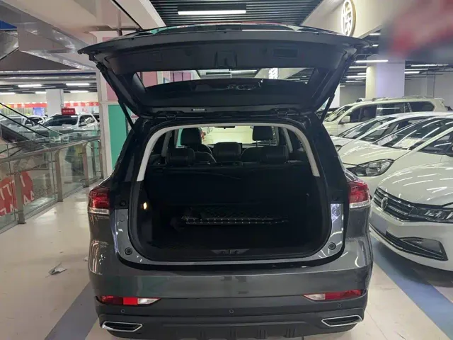 Changan CS75 — Фото автомобиля 11