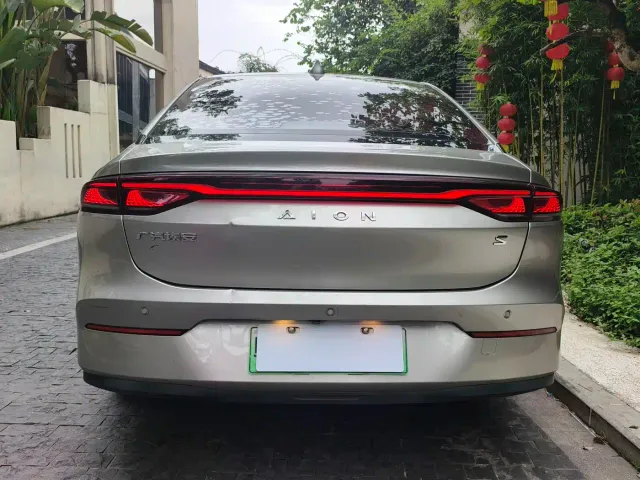 GAC Aion S — Фото автомобиля 7