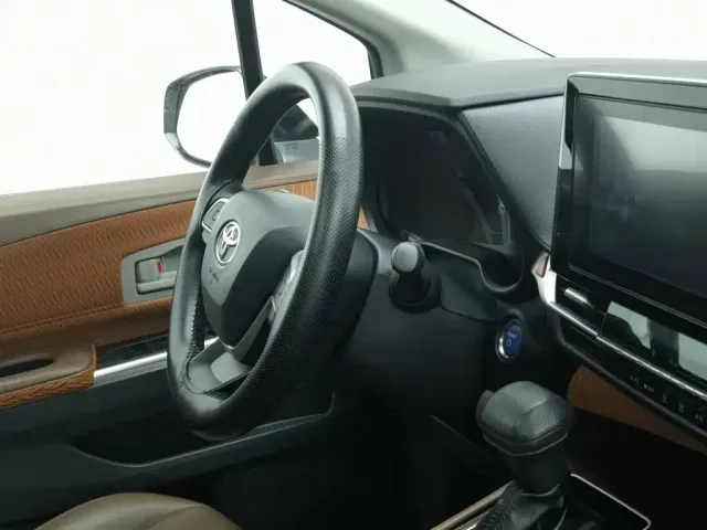 Toyota Granvia — Фото автомобиля 22