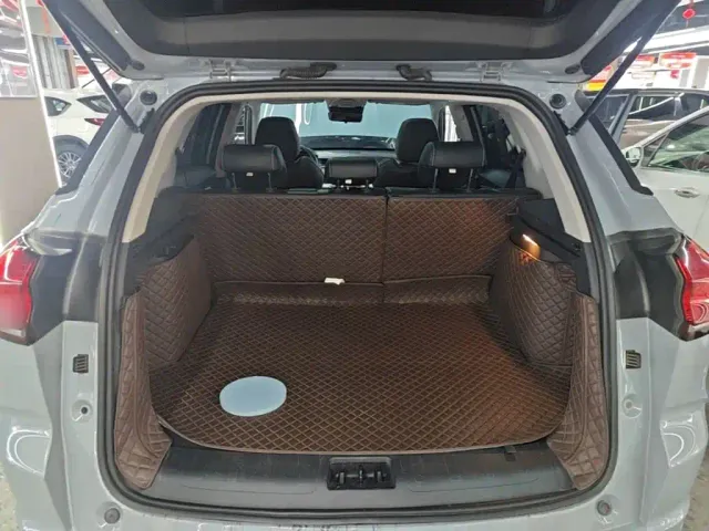 Geely Boyue — Фото автомобиля 18